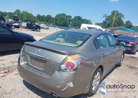 2007 Nissan Altima 2.5 S z USA, uszkodzony, nr VIN 1N4AL21E47C197674